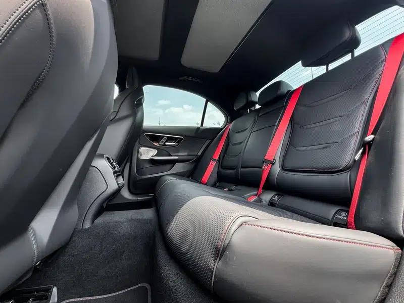 2024 Mercedes-Benz C-Class AMG PHEV AMG C 63 SE Performance F1 Special Edition — миниатюра 17
