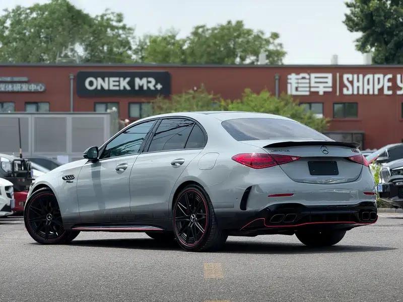 2024 Mercedes-Benz C-Class AMG PHEV AMG C 63 SE Performance F1 Special Edition — миниатюра 4