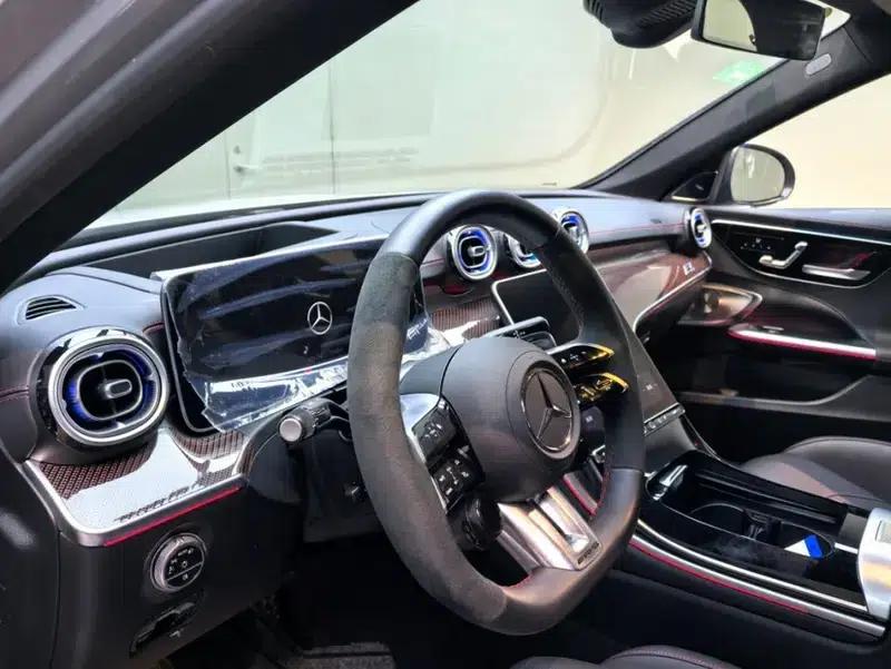2024 Mercedes-Benz C-Class AMG PHEV AMG C 63 SE Performance F1 Special Edition — миниатюра 8
