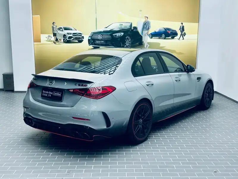 2024 Mercedes-Benz C-Class AMG PHEV AMG C 63 SE Performance F1 Special Edition — миниатюра 5