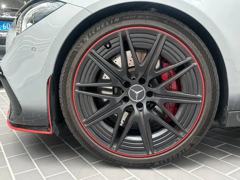 2024 Mercedes-Benz C-Class AMG PHEV AMG C 63 SE Performance F1 Special Edition — миниатюра 8