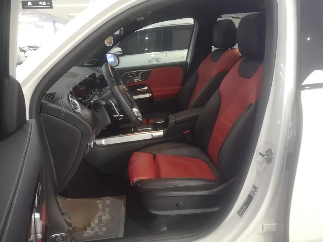 Mercedes-Benz GLB AMG 2023 AMG GLB 35 4MATIC — миниатюра 17