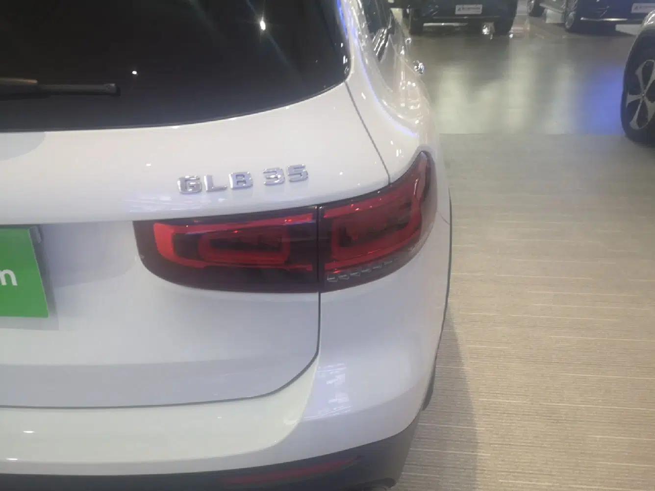 Mercedes-Benz GLB AMG 2023 AMG GLB 35 4MATIC — миниатюра 9