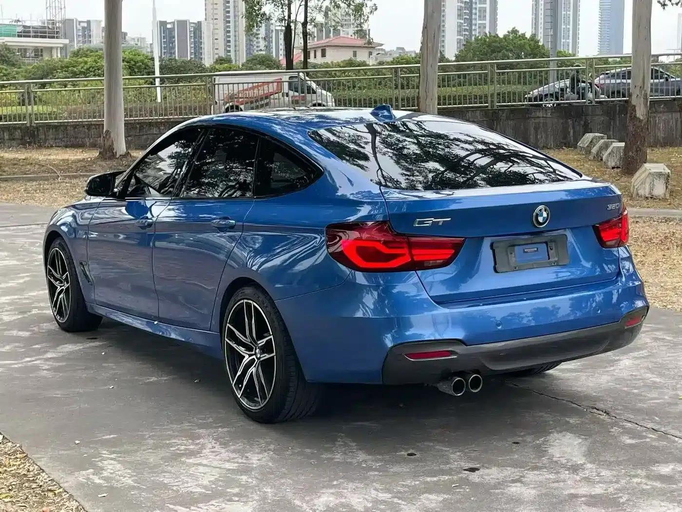 2020 BMW 3 Series GT 320i M Sport Package — миниатюра 4