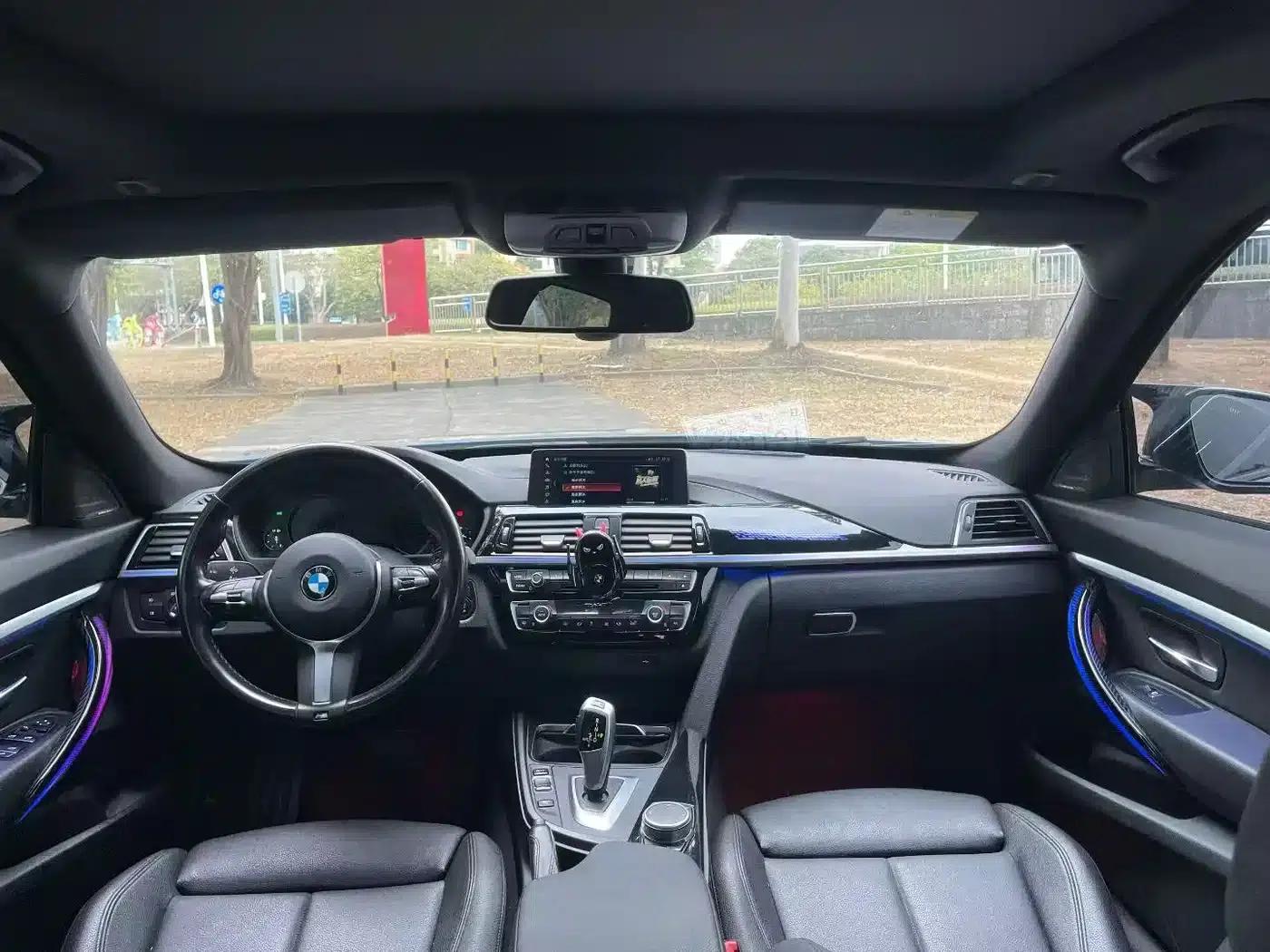 2020 BMW 3 Series GT 320i M Sport Package — миниатюра 8