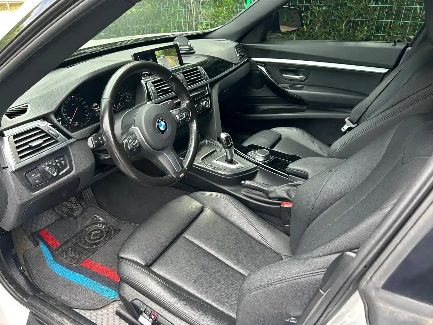 2020 BMW 3 Series GT 320i M Sport Package — миниатюра 9