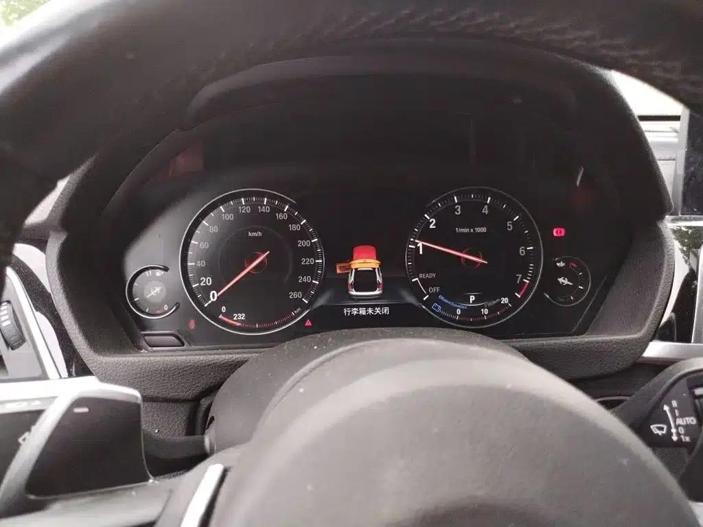 2019 BMW 3 Series GT 320i M Sport Shadow Edition — миниатюра 12