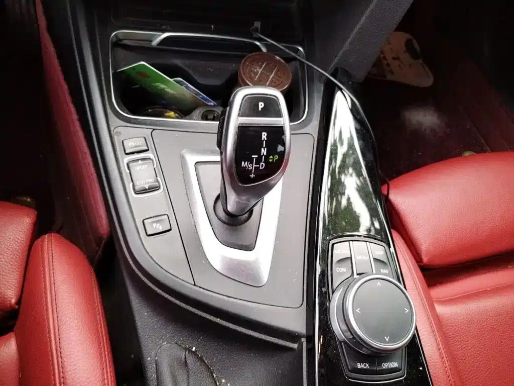 2019 BMW 3 Series GT 320i M Sport Shadow Edition — миниатюра 15