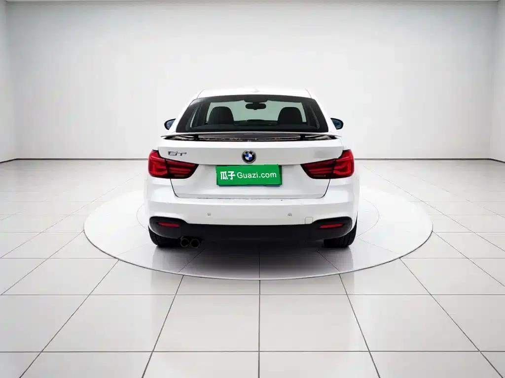 2019 BMW 3 Series GT 320i M Sport Shadow Edition — миниатюра 5