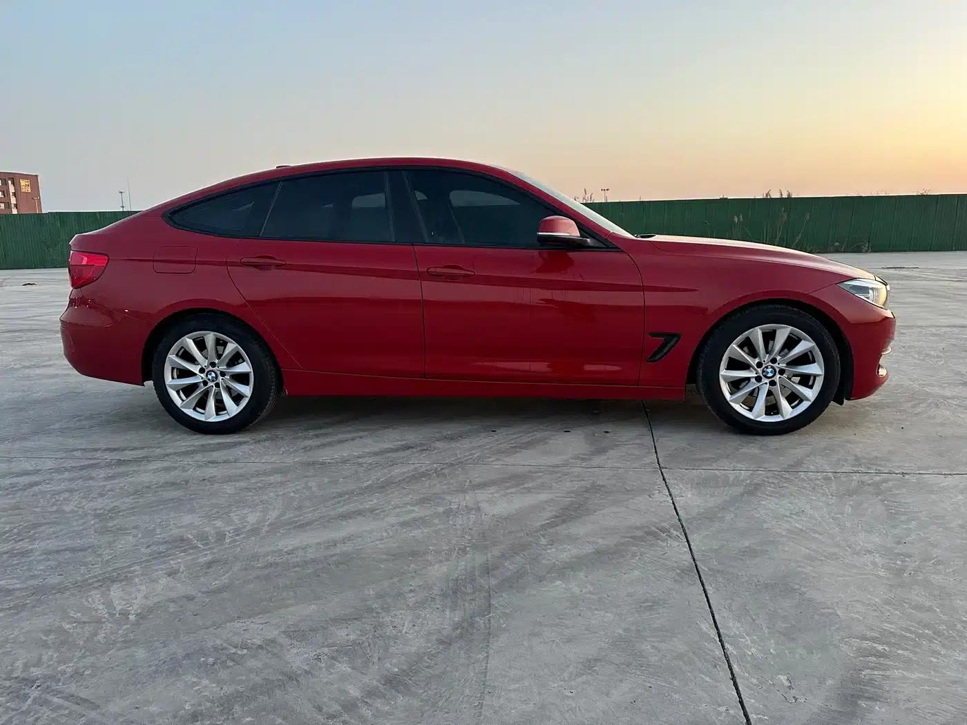BMW 3 Series GT 2018 320i Fashion Edition — миниатюра 4
