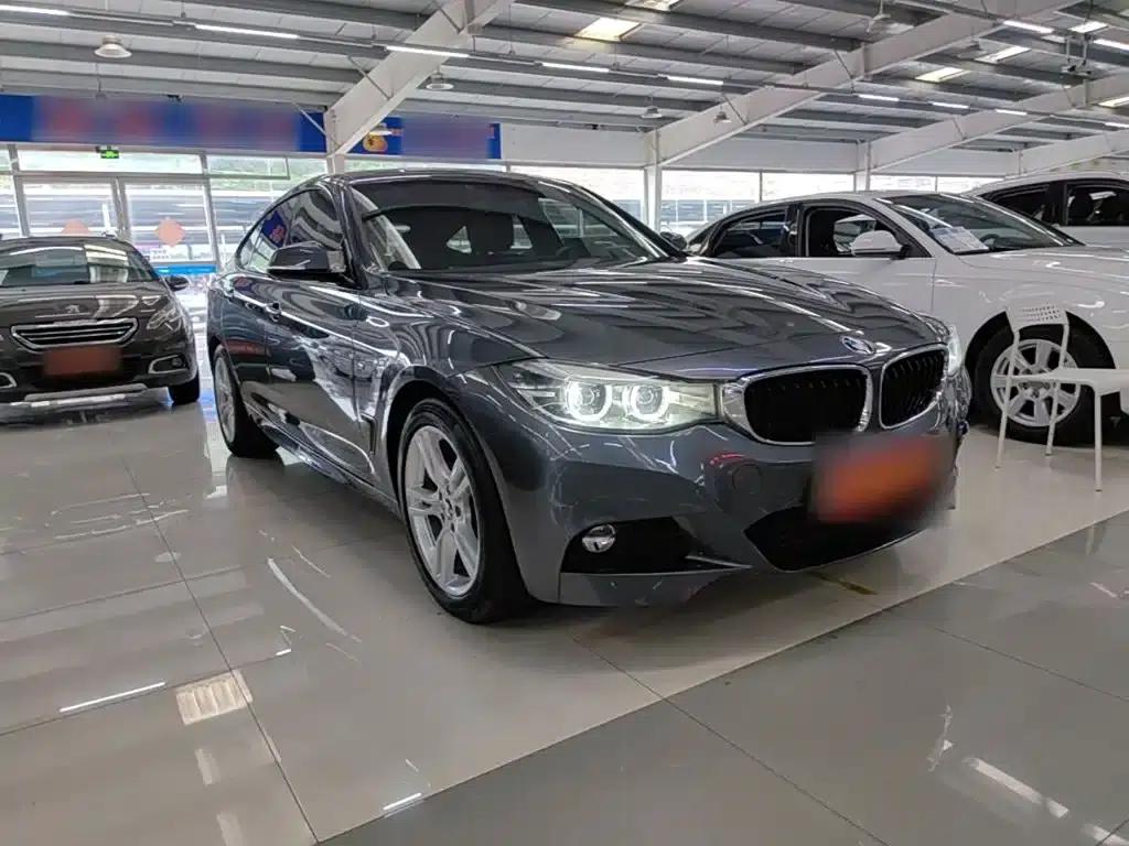 2019 BMW 3 Series GT 320i M Sport Package — миниатюра 4