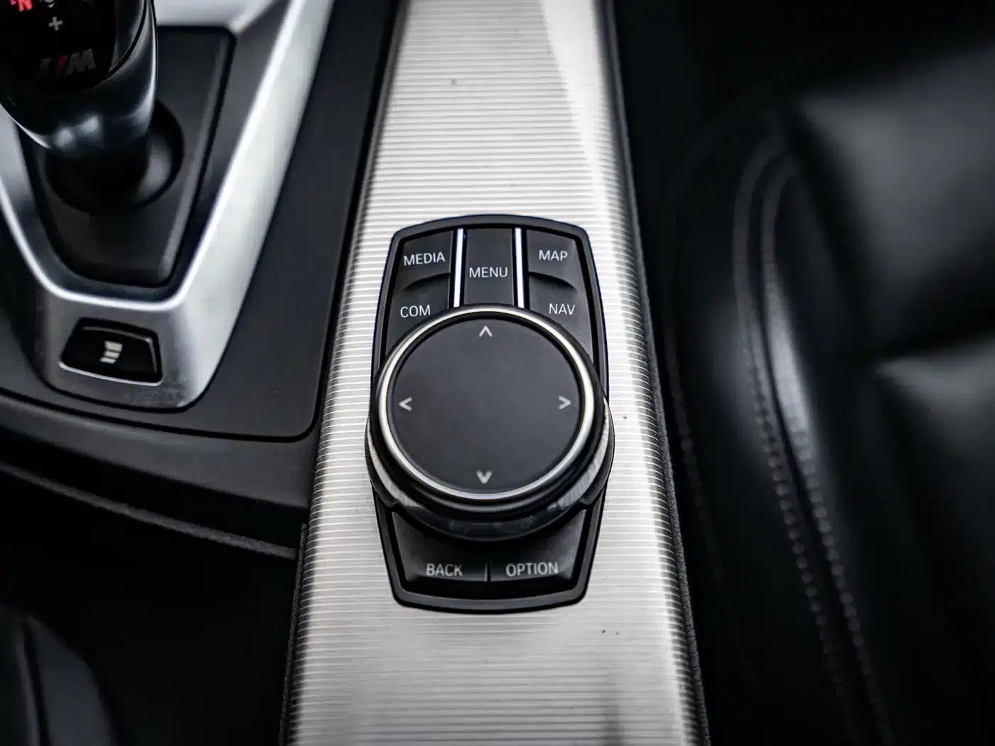 2019 BMW M4 M4 Coupe Shooting Hero Edition — миниатюра 15