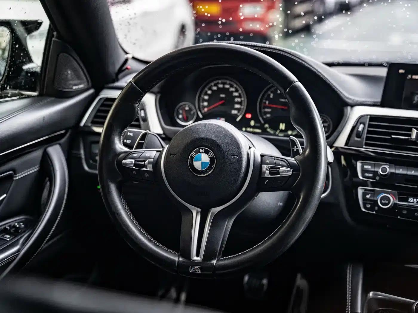 2019 BMW M4 M4 Coupe Shooting Hero Edition — миниатюра 10