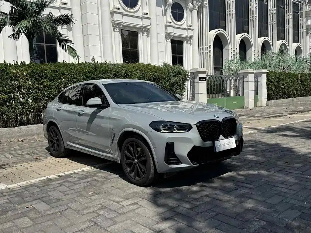 2022 BMW X4 xDrive 30i M Sport Shadow Edition — миниатюра 6