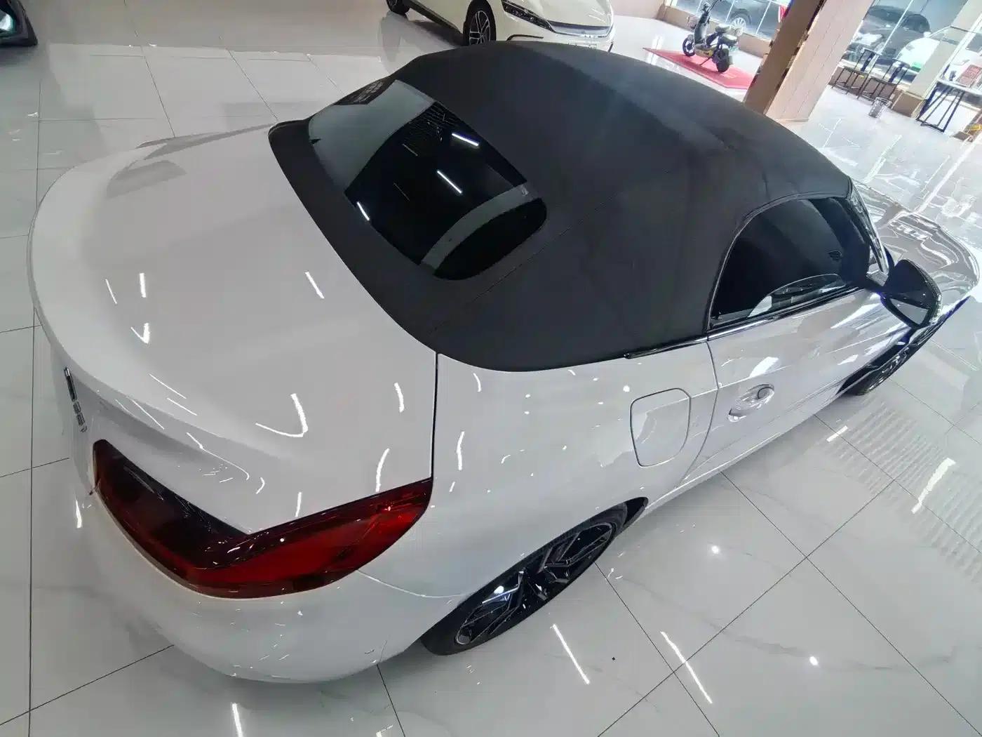 BMW Z4 2023 sDrive 25i M Sport Shadow Edition — миниатюра 15