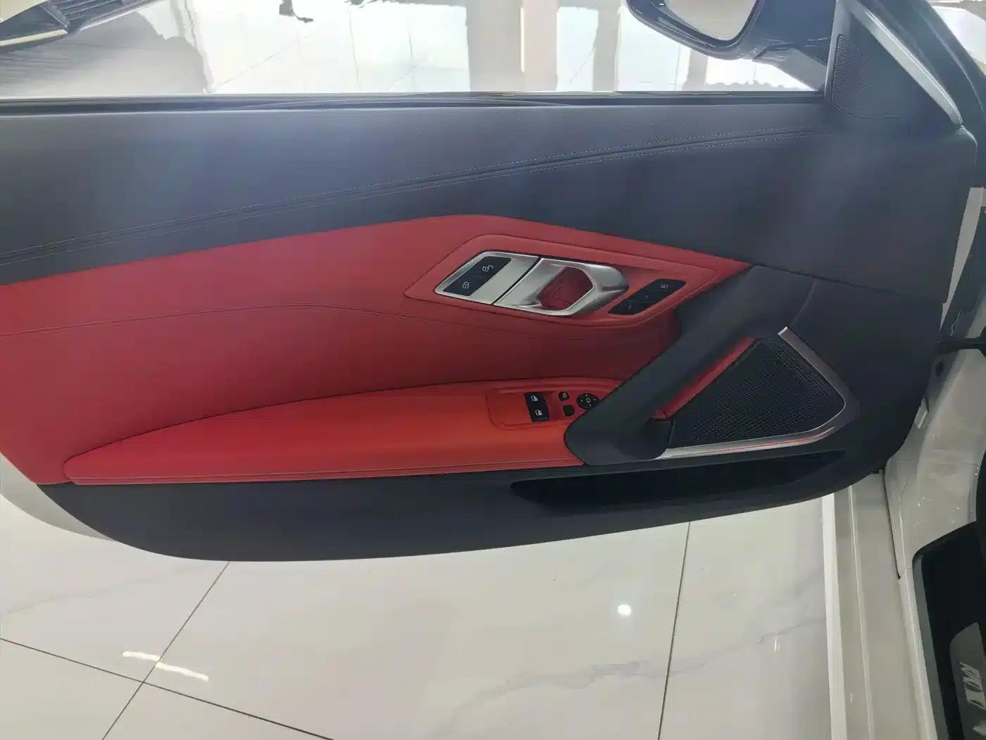 BMW Z4 2023 sDrive 25i M Sport Shadow Edition — миниатюра 5