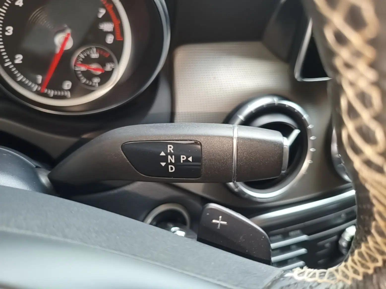 Mercedes-Benz CLA 2016 Facelifted CLA 200 Stylish Edition — миниатюра 16