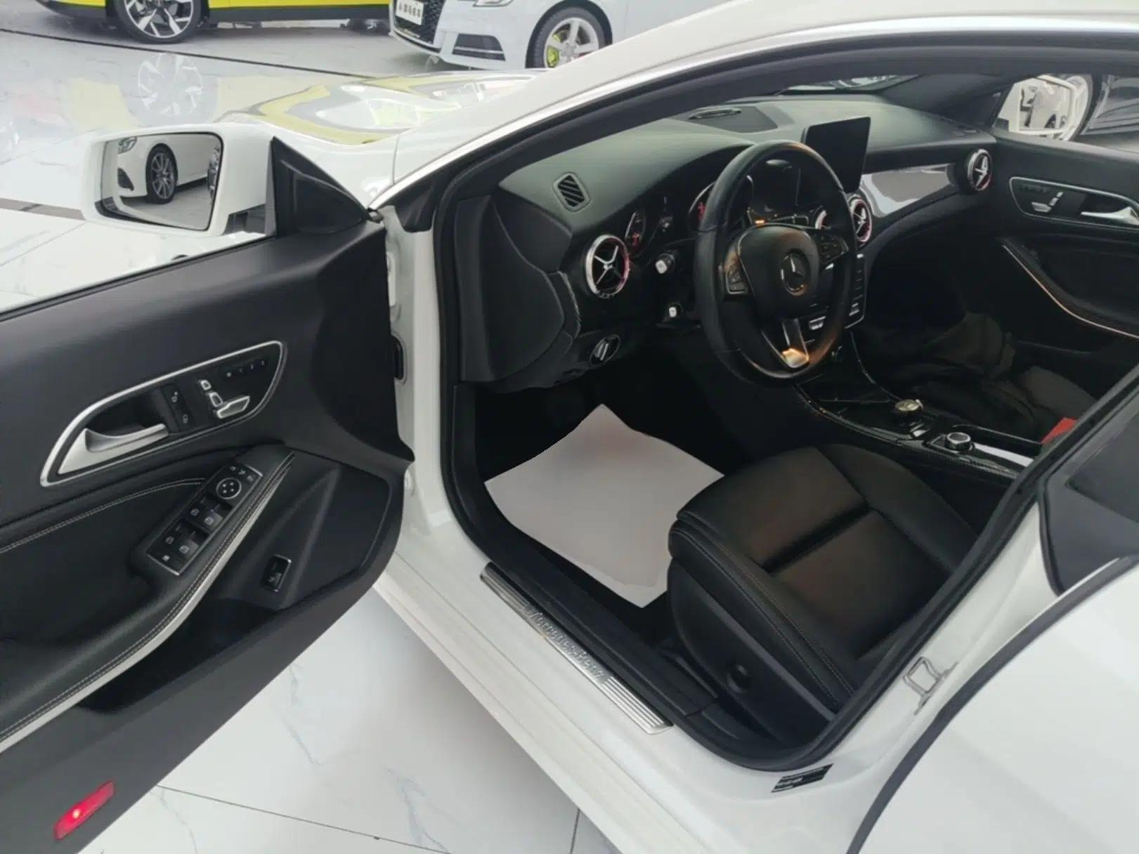 Mercedes-Benz CLA 2019 CLA 200 Sport Edition — миниатюра 18