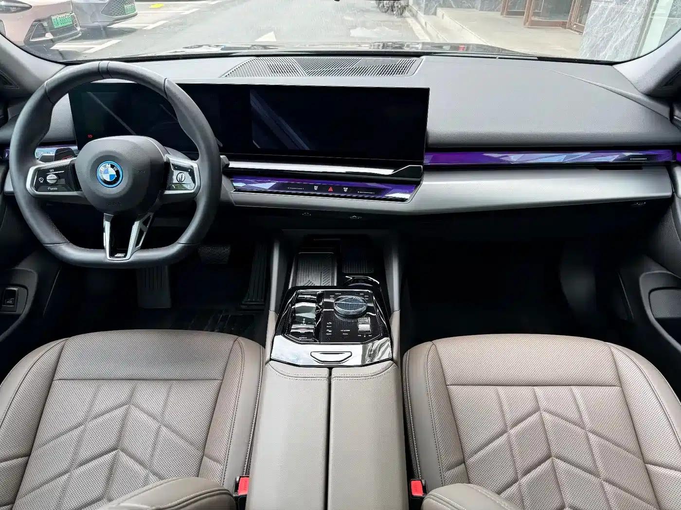 BMW i5 2024 eDrive 35L M Sport Package — миниатюра 11