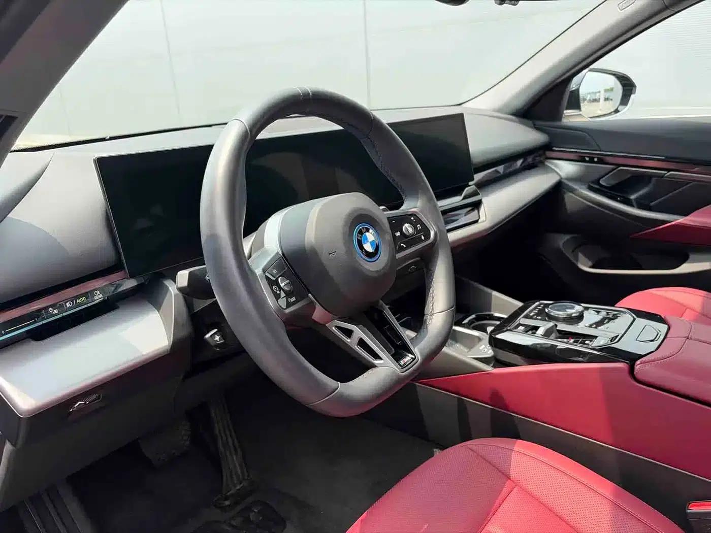 BMW i5 2025 eDrive 35L M Sport Package — миниатюра 9
