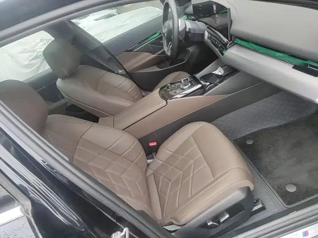 BMW i5 2024 eDrive 35L M Sport Package — миниатюра 25
