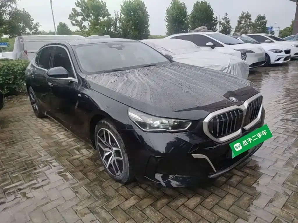 BMW i5 2024 eDrive 35L M Sport Package — миниатюра 4