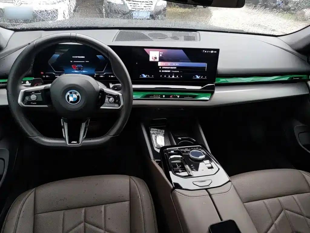 BMW i5 2024 eDrive 35L M Sport Package — миниатюра 10