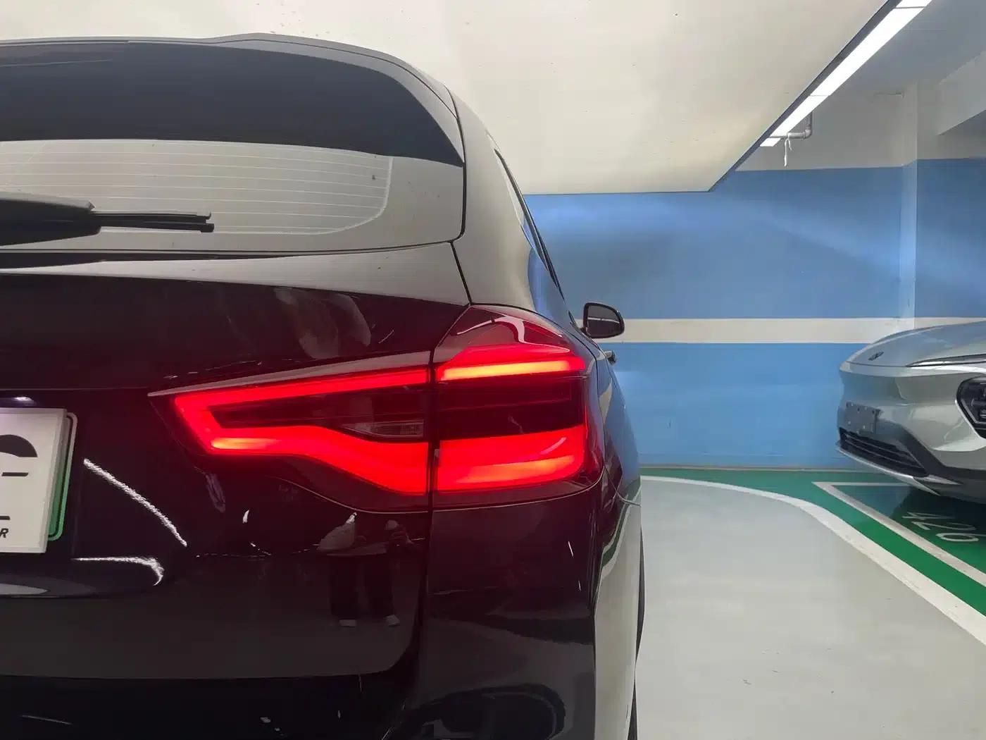 BMW iX3 2021 Facelift Leading Edition — миниатюра 9