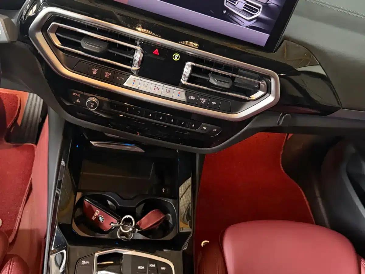 BMW iX3 2023 Leading Edition — миниатюра 7
