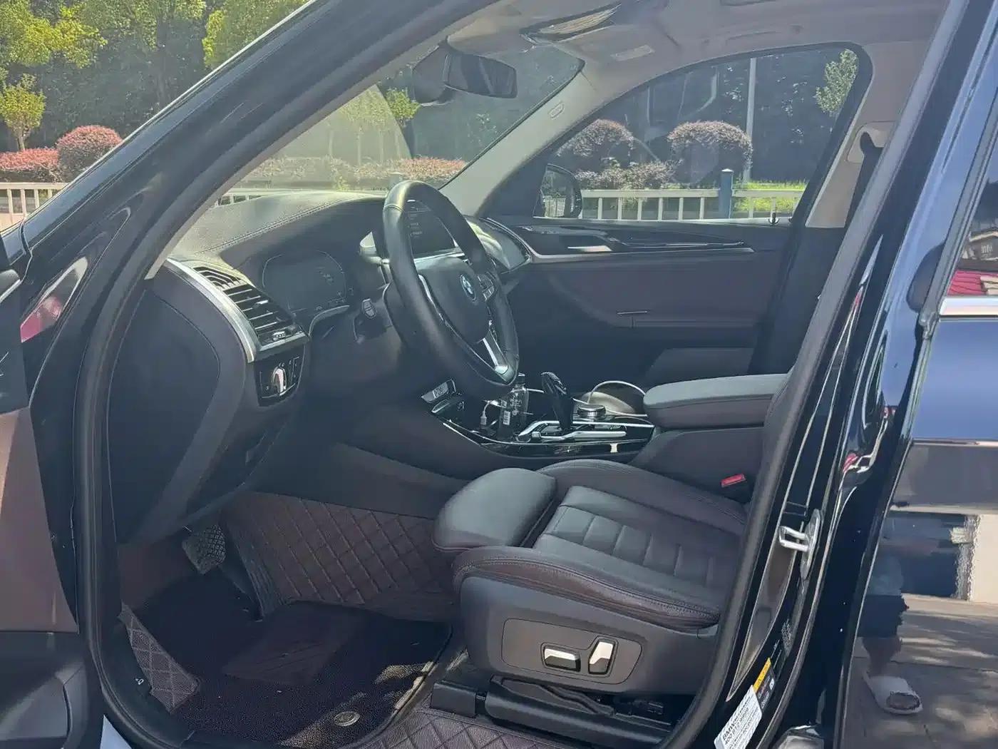 BMW iX3 2021 Leading Edition — миниатюра 2