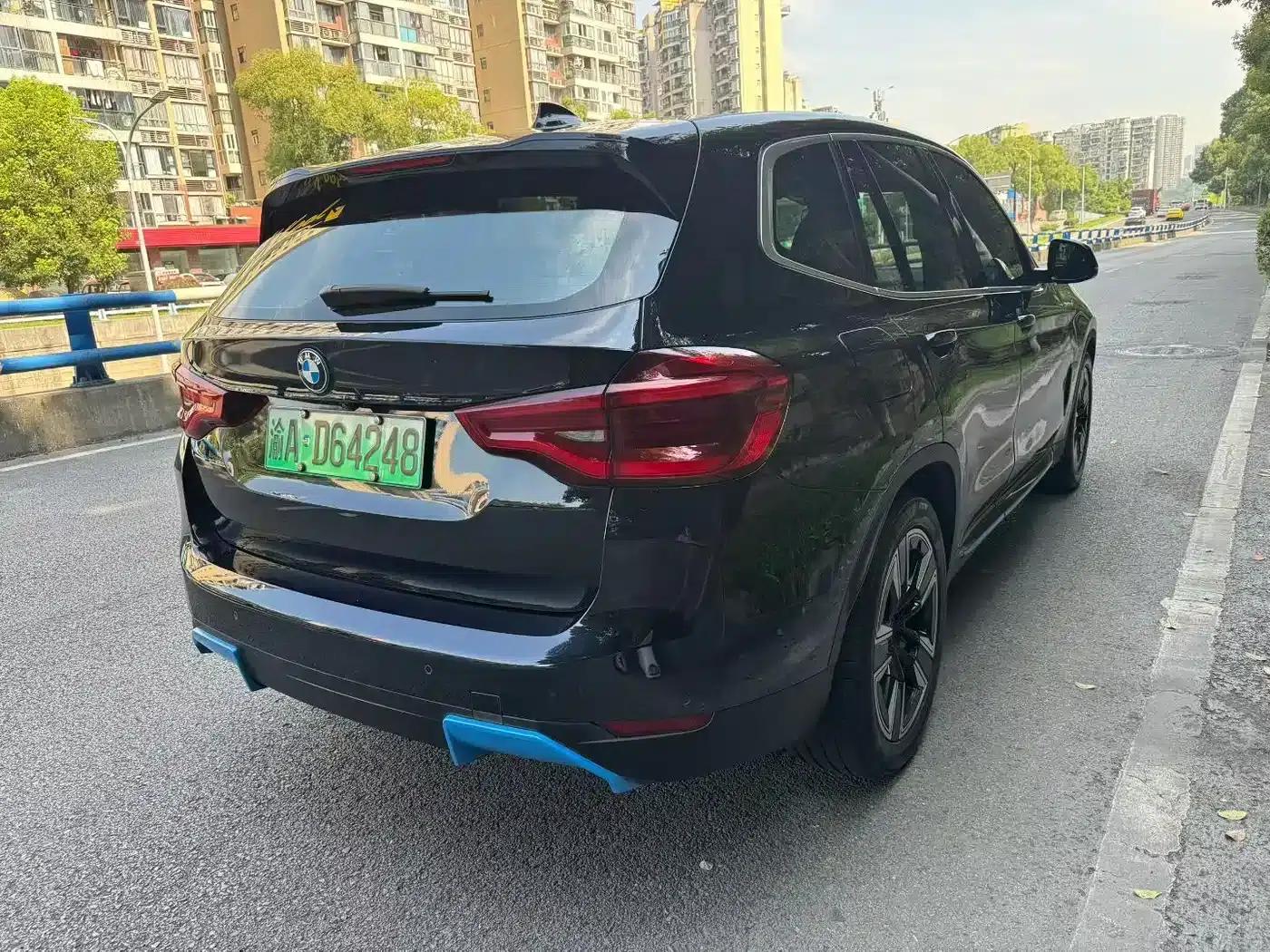 BMW iX3 2021 Leading Edition — миниатюра 5