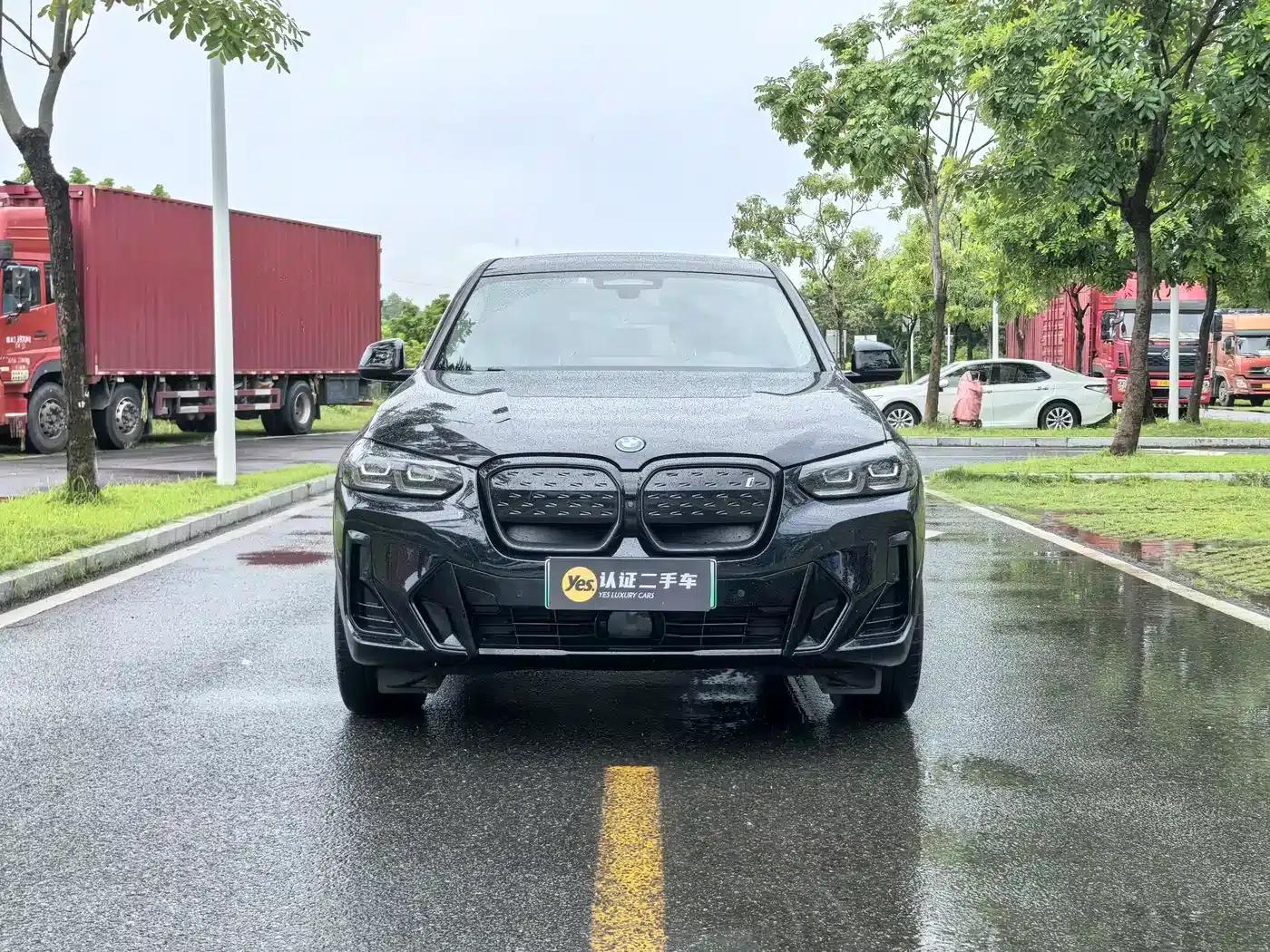 BMW iX3 2024 Pioneer Edition — миниатюра 2
