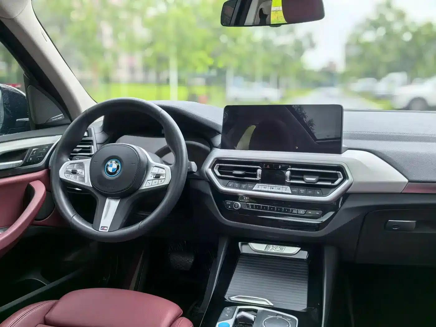 BMW iX3 2024 Pioneer Edition — миниатюра 12