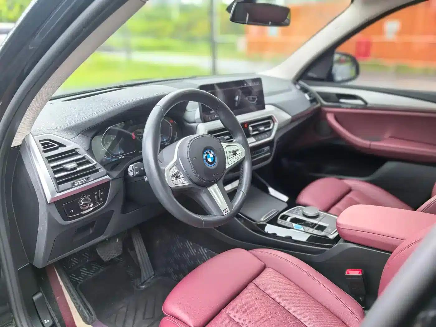 BMW iX3 2024 Pioneer Edition — миниатюра 9