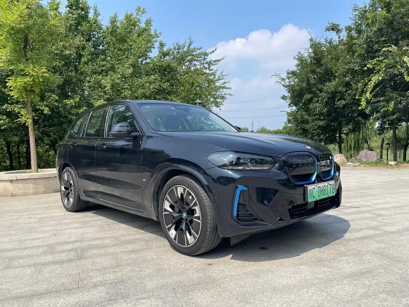 BMW iX3 2022 Facelift - Pioneer Edition — миниатюра 4