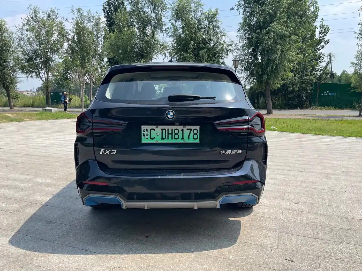 BMW iX3 2022 Facelift - Pioneer Edition — миниатюра 8