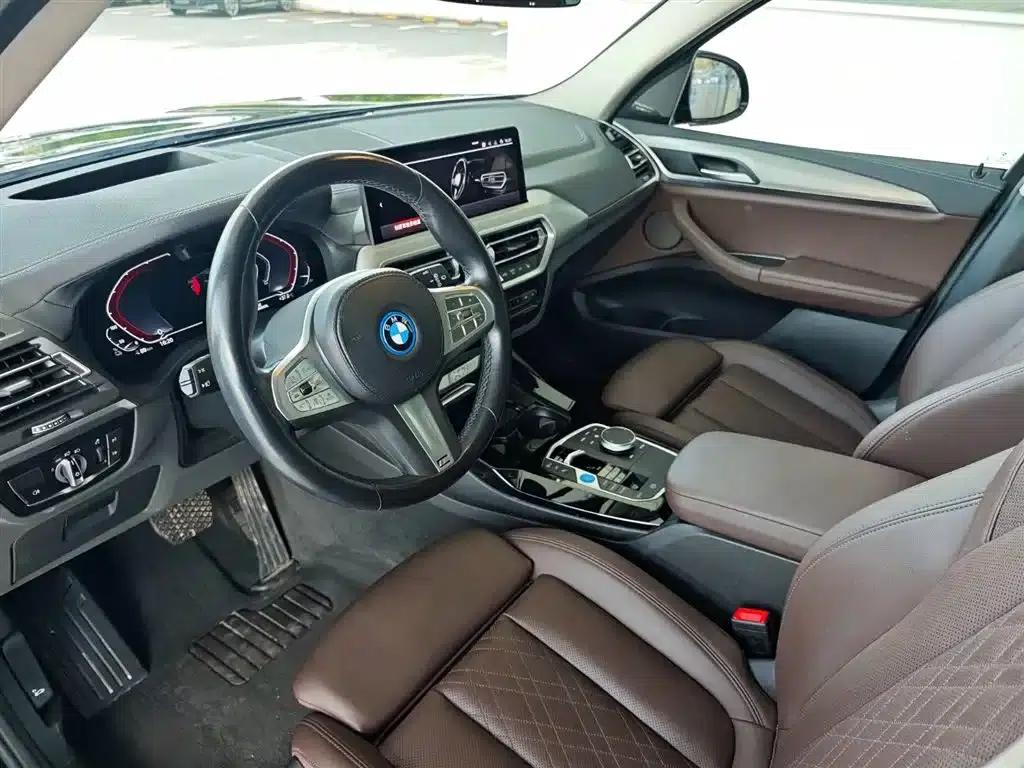 BMW iX3 2023 Leading Edition — миниатюра 12
