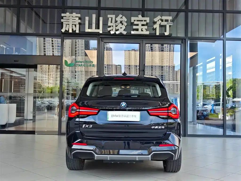 BMW iX3 2023 Leading Edition — миниатюра 5