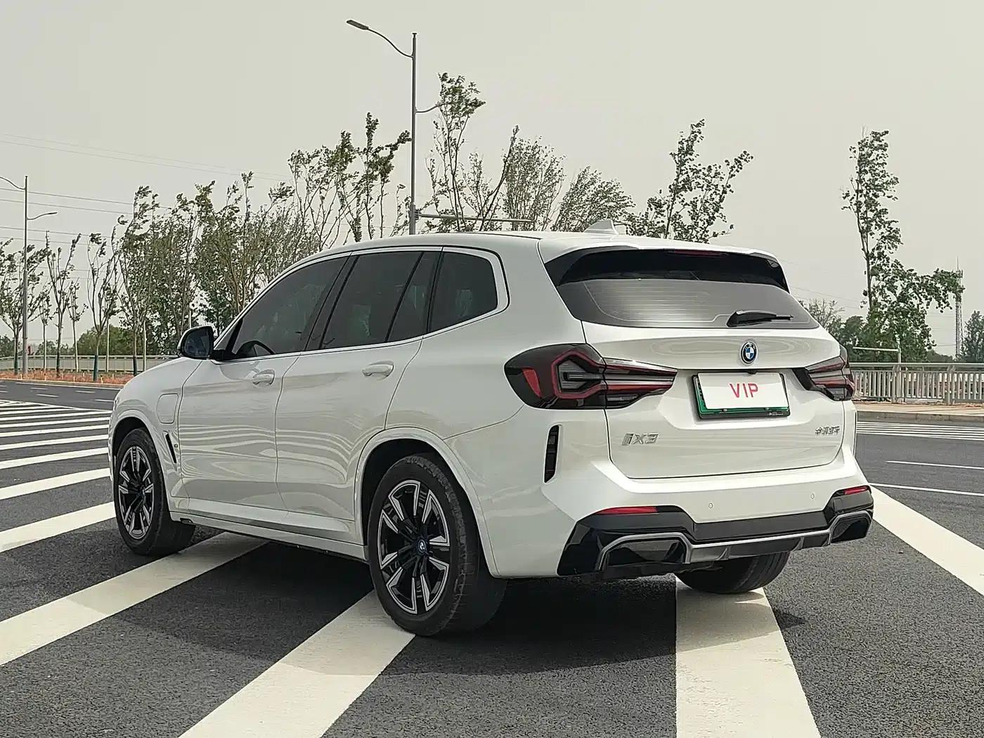BMW iX3 2024 Leading Edition — миниатюра 7