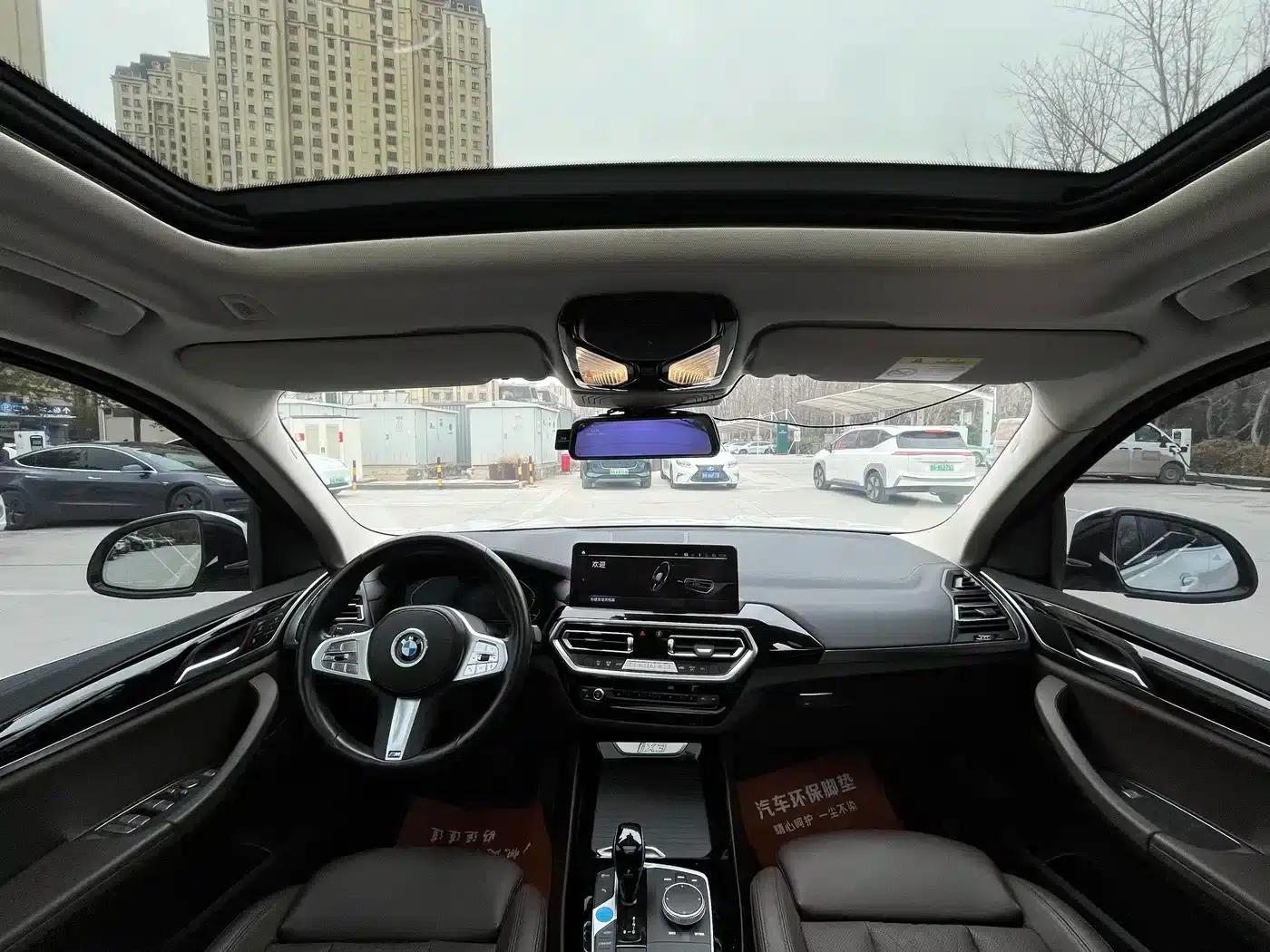 BMW iX3 2022 Leading Edition — миниатюра 4
