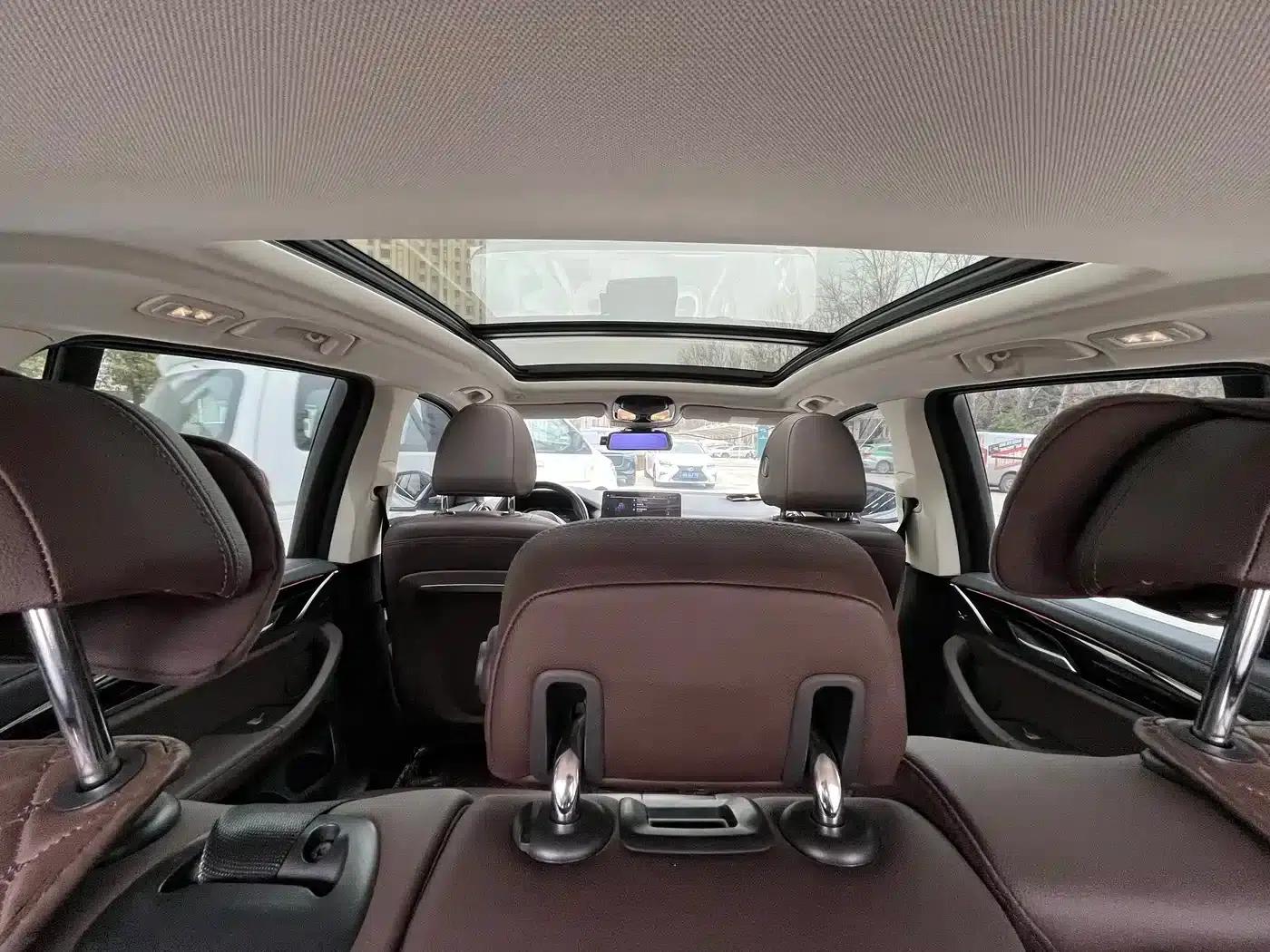 BMW iX3 2022 Leading Edition — миниатюра 5