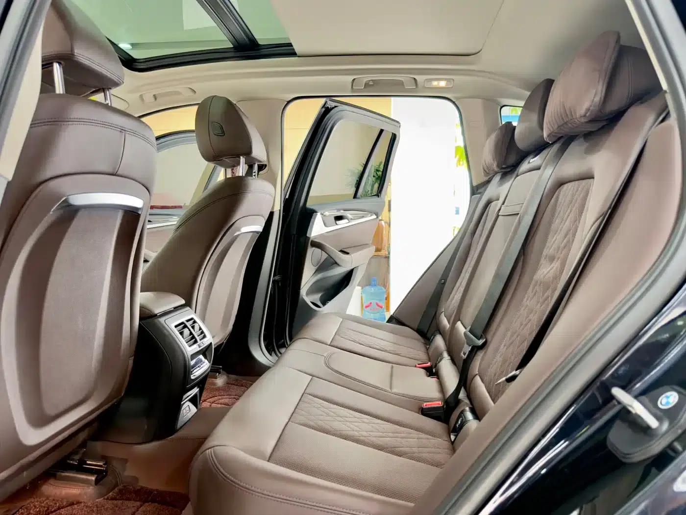 BMW iX3 2022 Facelift Leading Edition — миниатюра 6