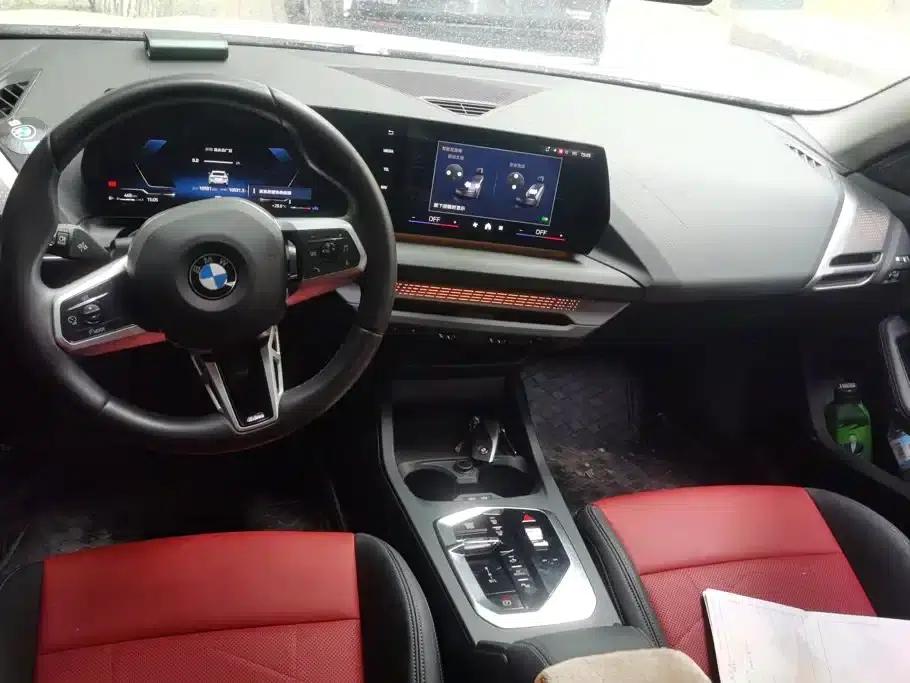 2025 BMW 2 Series 225L M Sport Shadow Edition — миниатюра 12
