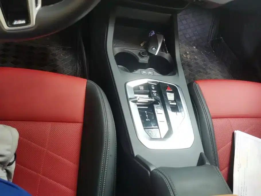 2025 BMW 2 Series 225L M Sport Shadow Edition — миниатюра 16