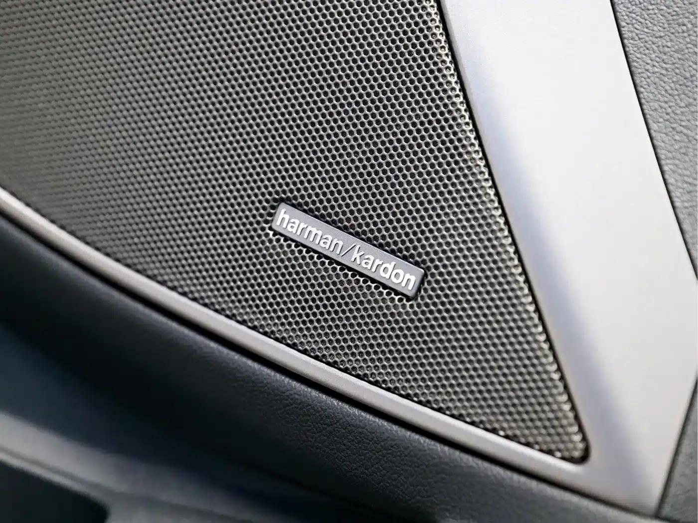 2023 BMW M3 Competition Sedan — миниатюра 13