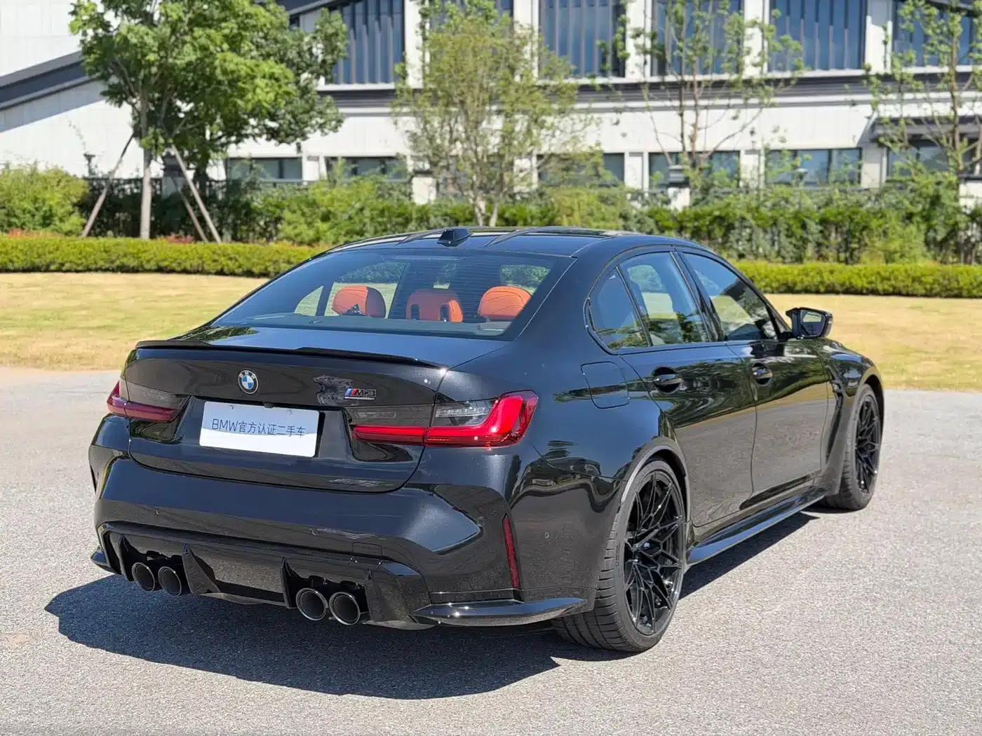 2024 BMW M3 Competition Sedan — миниатюра 3