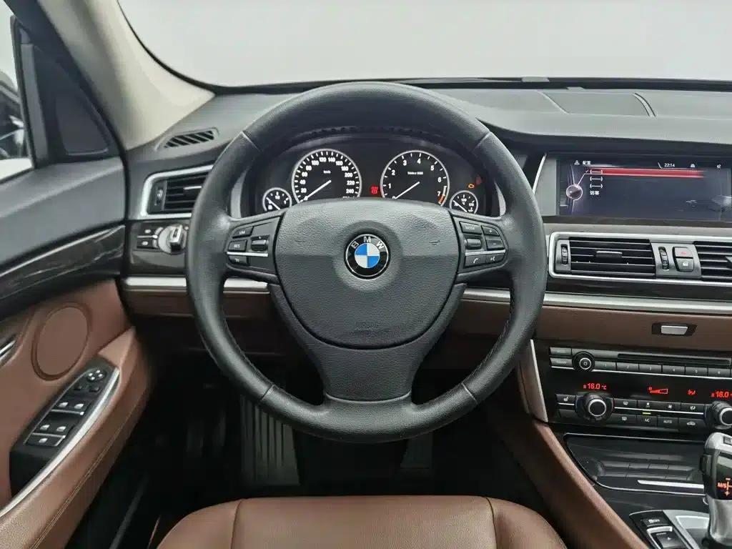 BMW 5 Series GT 2014 528i Leading Edition — миниатюра 11