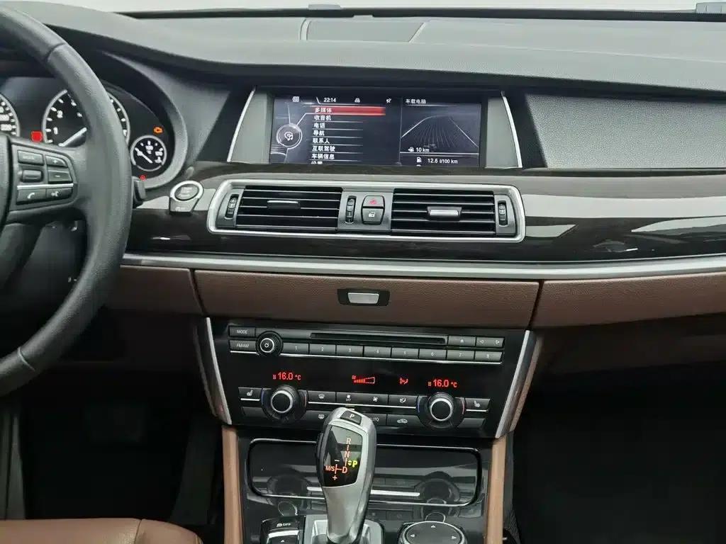 BMW 5 Series GT 2014 528i Leading Edition — миниатюра 12