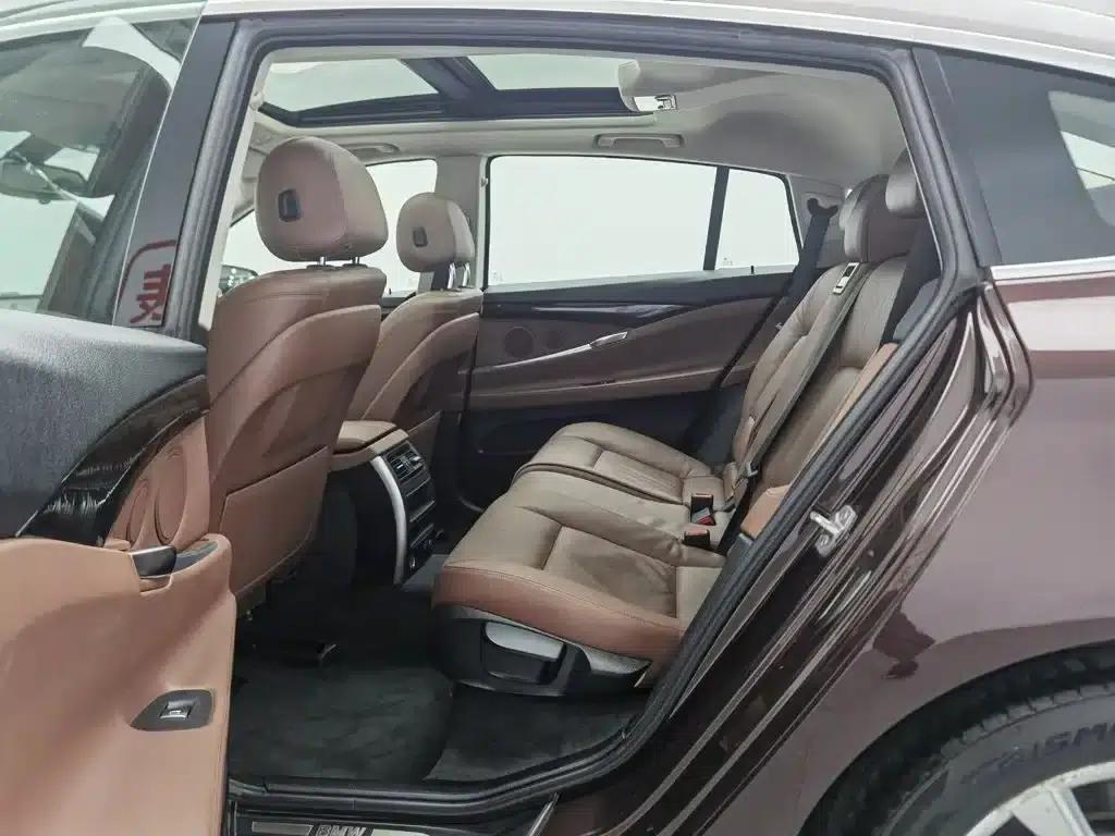 BMW 5 Series GT 2014 528i Leading Edition — миниатюра 15