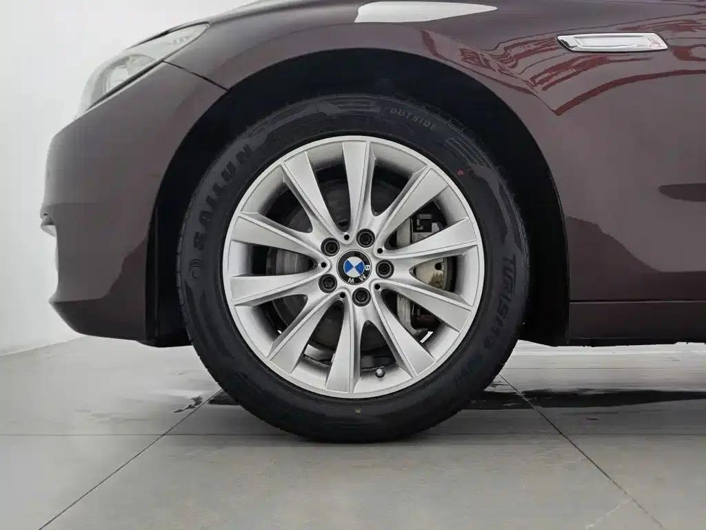 BMW 5 Series GT 2014 528i Leading Edition — миниатюра 17